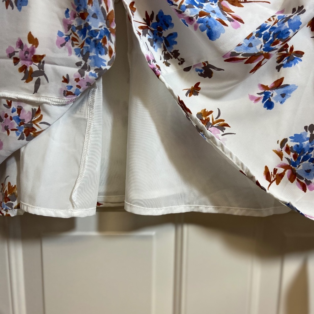 Floral Print White Skirt - Picture 7 of 7